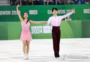 [청소년올림픽] 아! 0.76점…피겨 김지니-이나무, 아이스댄스 아쉽게 4위