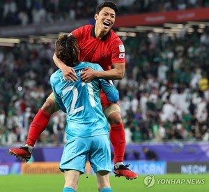 [아시안컵] &apos;승부차기 승리 완성&apos; 황희찬 "우리의 목표는 오직 우승"