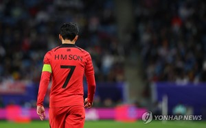 [아시안컵] AFC·외신도 조명한 손흥민의 호주전 대활약…&apos;슈퍼 손&apos;