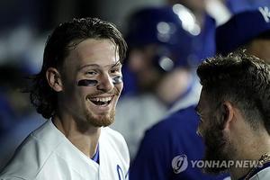 MLB 캔자스시티, &apos;30-30&apos; 유격수 위트와 3천856억원 11년 계약