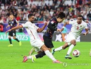 [아시안컵] 이강인 "지금 당장은 선수, 감독님 질타할 시기 아니다"