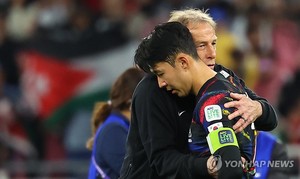 [아시안컵] "설득력 없던 한국…스타에 의존한 일관성 없는 전술"