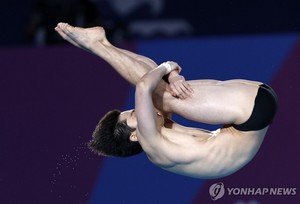 신정휘, 세계수영 다이빙 10ｍ 결승 진출 실패…올림픽행은 확정
