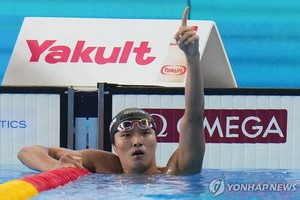 김우민, 세계수영선수권 자유형 400ｍ 금메달…박태환 후 13년만(종합)