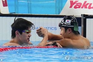 메달은 놓쳤지만…황선우, 자유형 100ｍ 한국 역대 최고 5위(종합)