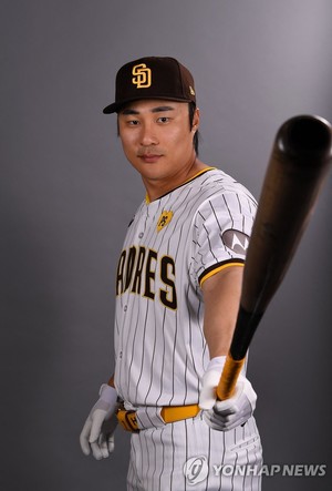 김하성, 첫 MLB 시범경기서 1안타 1볼넷 100％ 출루