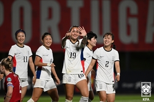 지소연·페어 연속골…여자축구 벨호, 체코와 평가전서 2-1 승