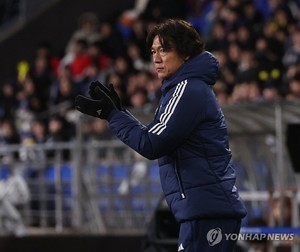 &apos;축구대표팀 감독 후보&apos; 홍명보 "옛날 생각도 나고…힘든 시간"