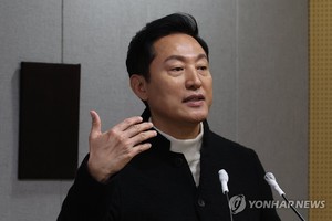 [동정] 오세훈, 서울마라톤 현장 찾아 선수·시민 격려