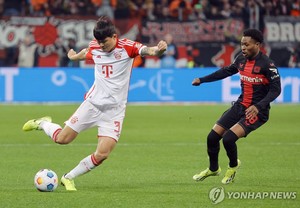 &apos;김민재 벤치&apos; 뮌헨, UCL 8강 1차전서 아스널과 2-2 무승부