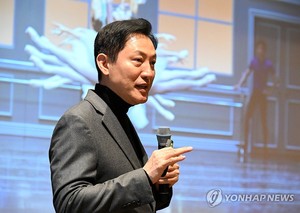 [동정] 오세훈, 제60회 한국보도사진전 개막식 참석