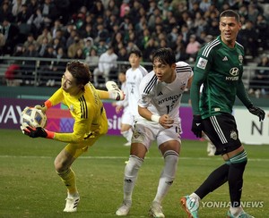 클럽 월드컵을 향해!…울산-전북, 12일 ACL 8강 2차전 대격돌