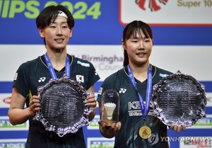 이소희-백하나, 전영오픈 우승…한국 배드민턴 2년 연속 금메달