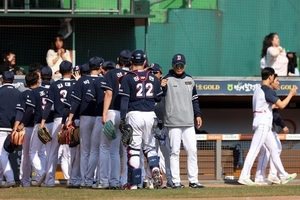 두산, 역대 세 번째 시범경기 무패팀…8승 1무(종합)