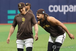 샌디에이고 김하성·고우석, MLB 개막 하루 전까지 구슬땀(종합)