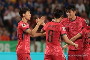 황선홍호, 월드컵 예선 태국 원정 전반 1-0 리드…이재성 선제골