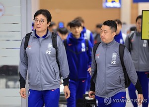 &apos;태국 원정 완승&apos; 축구대표팀 귀국…황선홍 임시감독 체제 종료(종합)