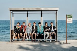 방탄소년단 &apos;봄날&apos;, 日 레코드협 스트리밍 부문 &apos;플래티넘&apos; 인증