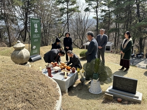 한국식 제사 지낸 추모식…한류팬 1호 아사카와 다쿠미 93주기