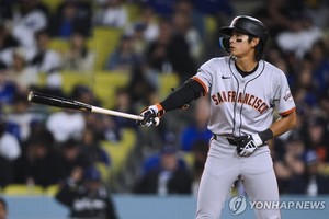 이정후, 다저스 마무리 공략해 안타…MLB 6경기 연속 출루 행진