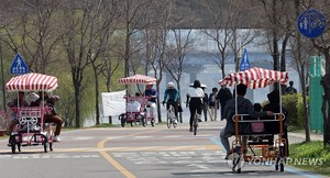 &apos;한낮은 벌써 초여름&apos;…월요일 낮 최고 25도 이상으로 올라(내일 날씨 예보)