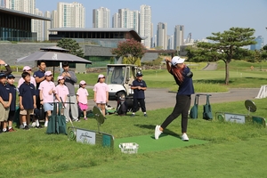 징계 풀려 KLPGA에 돌아온 윤이나, 복귀전 상금 전액 기부