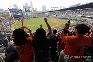 프로야구 홈런, 작년보다 1.6배 폭증…심상치 않은 타고투저