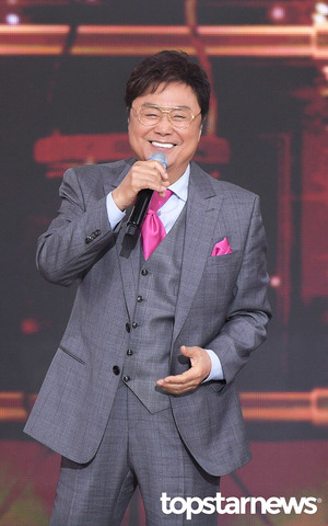 남진, ‘데뷔 60주년 유쾌한 미소’ (트롯뮤직어워즈2024) [HD포토]