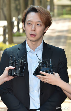 &apos;세금 4억 체납&apos; 박유천, 한류 대표?…韓日축제 무대 오른다