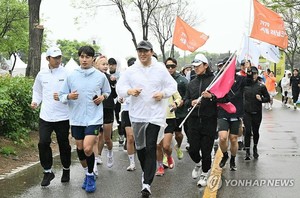 [동정] 오세훈, 28일 서울 하프마라톤대회서 참가자 응원