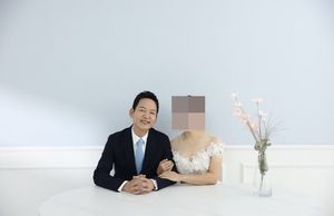 &apos;입영열차&apos; 김민우, 아내 사별 7년 만에 재혼(종합)