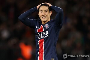 &apos;이강인에 인종차별 발언&apos; PSG 팬, 서포터스 그룹서 영구 제명