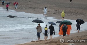 제주·남해안에 비바람…제주 시간당 최대 50㎜ 많은 비(오늘 날씨 예보)