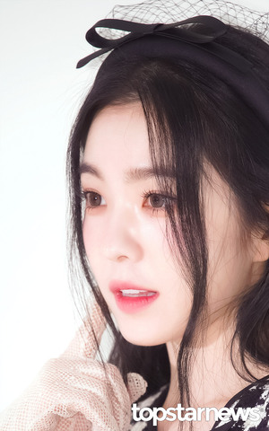 레드벨벳 아이린, ‘클로즈업 할게요’ (발렌티노 포토월) [HD포토]