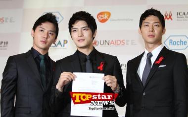 JYJ, 트위터로 세계 에이즈의 날 홍보…홍보대사 역할 톡톡히 해내