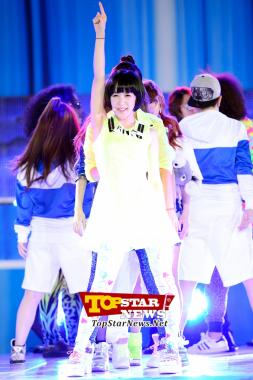 Crayon Pop&apos;s Choa having a good time…K-Collection with Supermodel Concert Scene [KPOP PHOTO]