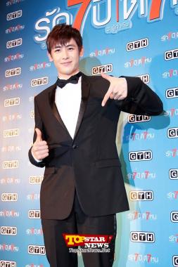 2PM 닉쿤(Nichkhun),  ‘당분간 자숙기간 가질 것’ 입장 밝혀