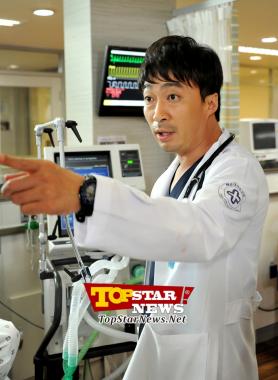 이성민(Lee Sung Min), ‘골든타임’ “중증 외상외과 의사들의 뜨거운 신념 표현하고 싶다” [interview]