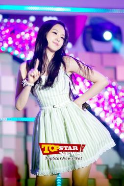에이핑크(A pink) 손나은, &apos;깜찍한 손짓&apos; …JTBC 스페셜-환경수도 수원과 함께하는 한여름밤의 음악회 현장 [K-POP PHOTO]