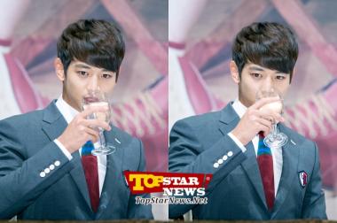 SHINee&apos;s Min Ho drinking like a champ…&apos;To the Beautiful You&apos; Production Report Conference [KDRAMA]