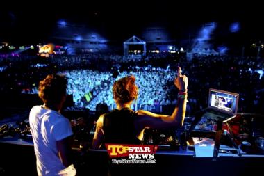 Jang Keun Suk&apos;s project group Team H decorating the main stage of UMF Korea [KSTAR]