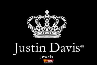 Hallyu Star&apos;s supporting Justin Davis on their unique way of promotion