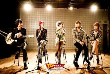 2NE1&apos;s collaboration with guitarist Jung Sung Ha [KPOP]