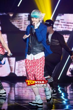 Zelo de B.A.P. "espectÐculo excĲntrico del miembro mÐs joven" Mnet M Countdown Live Show [KPOP]
