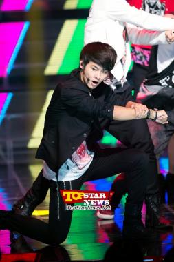 VIXX&apos;s N, &apos;where am I looing at?&apos; Mnet M Countdown Live Show [KPOP]