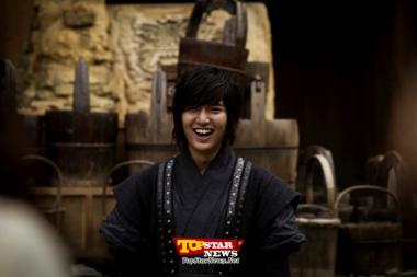 Lee Min Ho, his cute characteristics behind the scene &apos;Faith&apos; [KDRAMA]