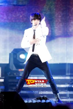 MBLAQ&apos;s Chundoong, &apos;How are his legs so long?&apos;...2012 Hallyu Dream Concert in Gyeongju [KPOP PHOTO]