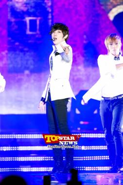 MBLAQ&apos;s Lee Joon, &apos;I&apos;m Lee Joon, the one who&apos;s trending&apos;...2012 Hallyu Dream Concert in Gyeongju [KPOP PHOTO]