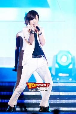 Infinite&apos;s Sung Jong, &apos;The youngest is getting cooler and cooler&apos;...2012 Hallyu Dream Concert in Gyeongju [KPOP PHOTO]