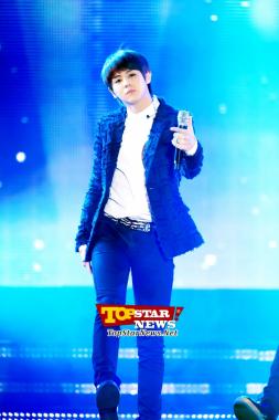 Yang Yoseob de BEAST "Hoy está más brumoso de lo normal"...2012 Hallyu Dream Concert en Gyeongju